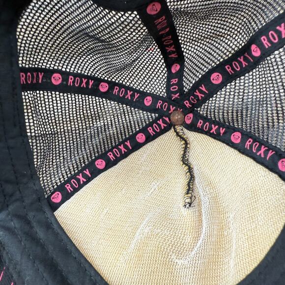 Roxy Hat Womens Black Pink Snapback Trucker Cap Pink Foam Small Adjustable - Picture 4 of 14